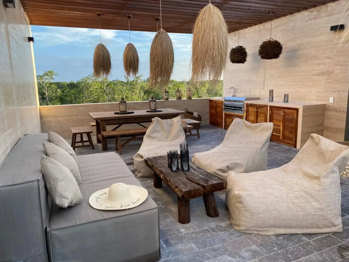 022087f4 94f9 4081 af78 dee6d3e0b730