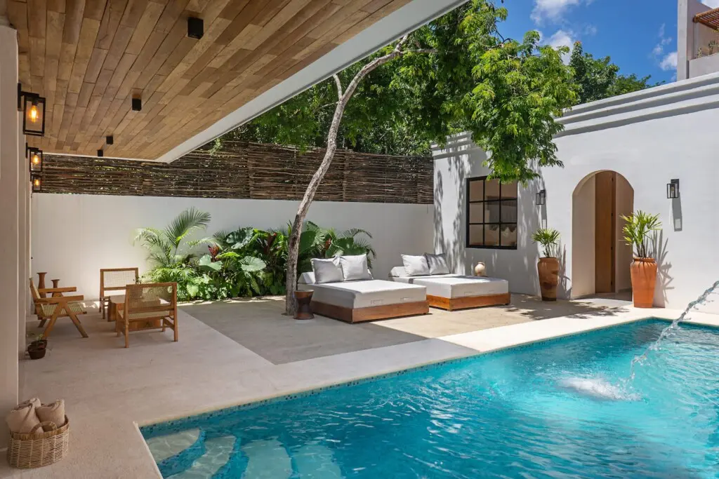 0a310c3c 00e1 425f a47c d7caf75cf4b2