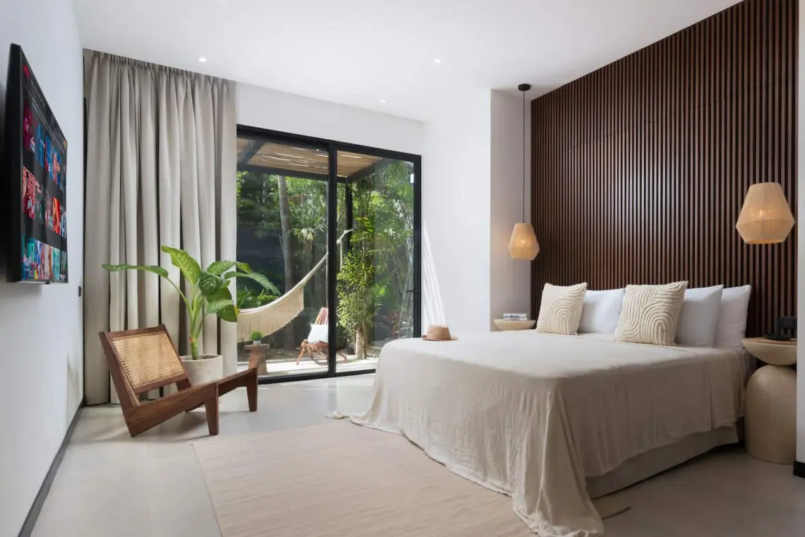 31eab569 b18c 4e7c b4cd 9c41a8956136