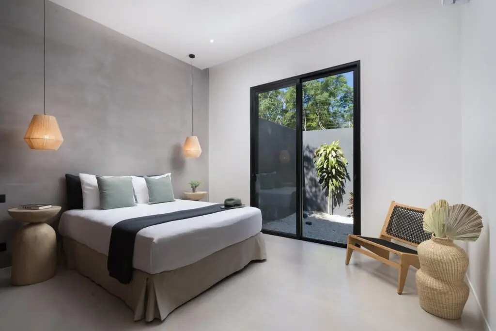 39b1f126 e4c3 47f7 90be 92ec46c43763