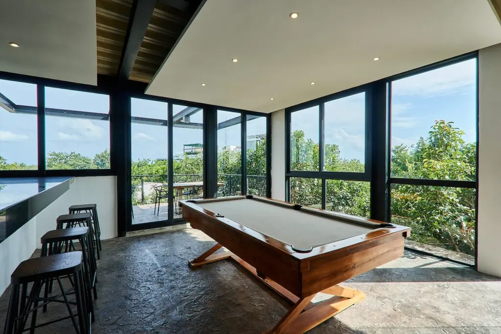 43566720 b42b 4dec 88a8 7e9822e18199