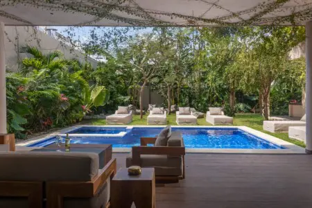 63b8840a c0be 49c9 8f58 e092503f0c6f