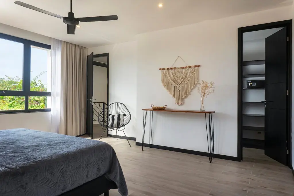 6ab201d3 baac 4f85 954d b9d7f25ac699