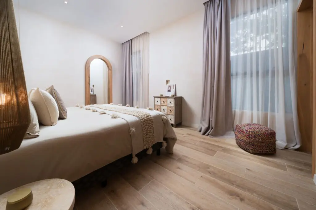 70066d9b 5361 4aea b1bf f213305f7b4c