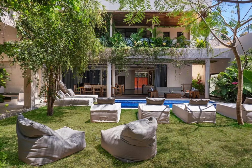 71888423 60e7 49d8 bf5c 0b7711965379