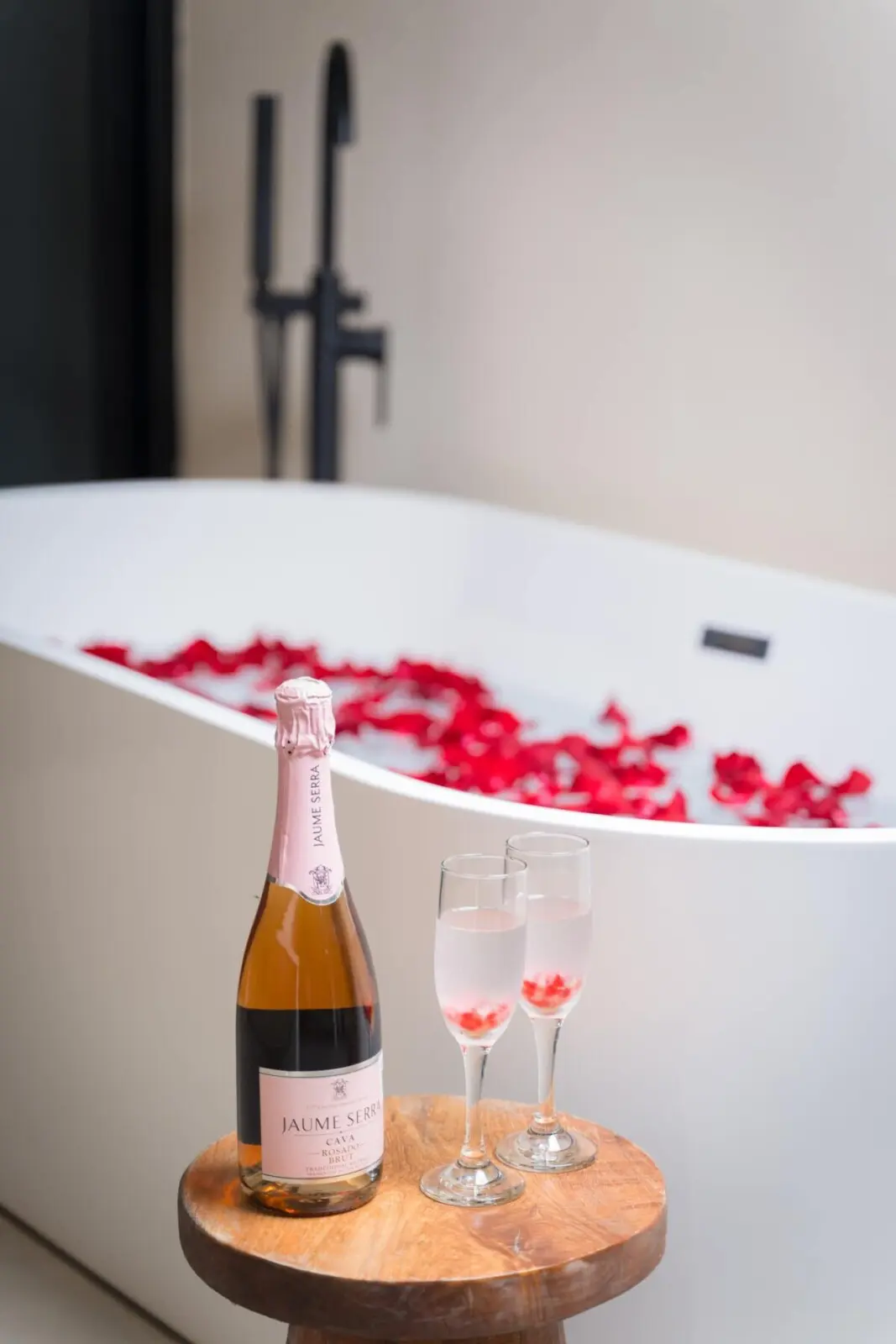 73694c24 196d 4eb5 97a5 bac56695c1d9