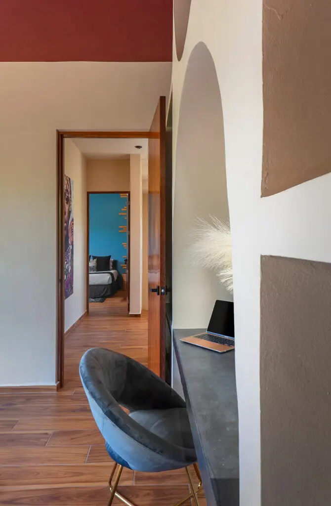 7599ef63 c910 4dbe 8d56 f02b1e45db80