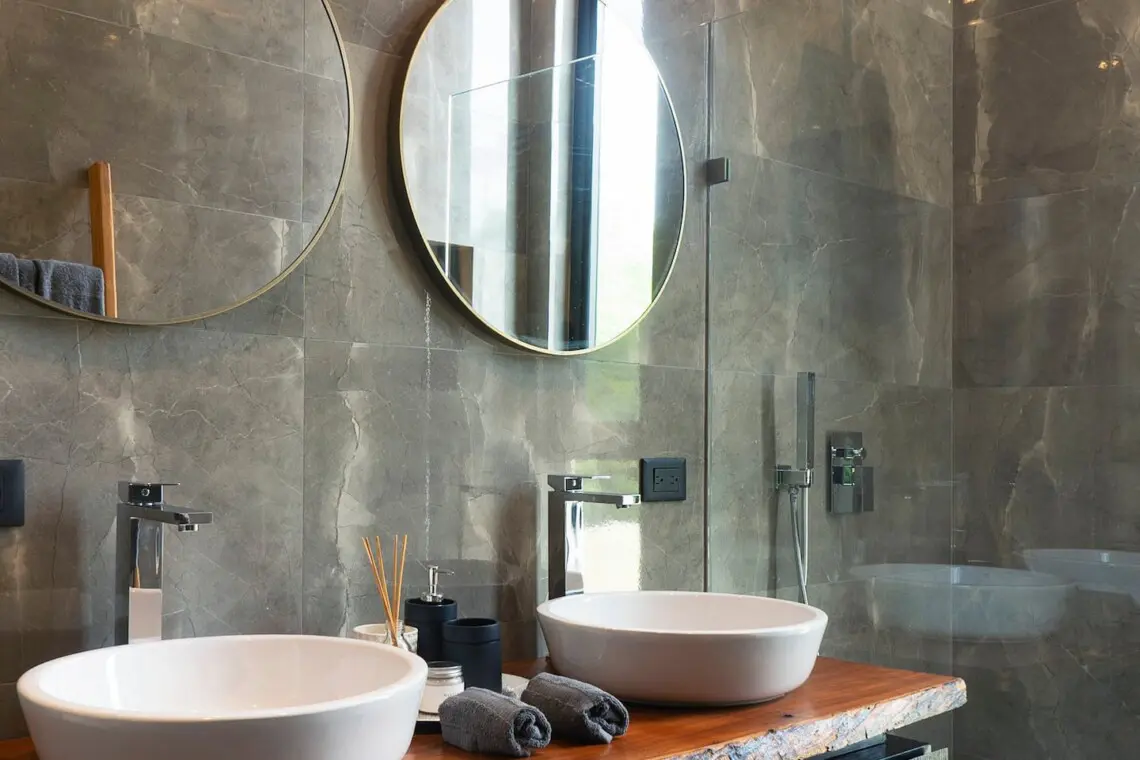 7f2edd05 c52d 481b 98ea 4c9d30e513aa