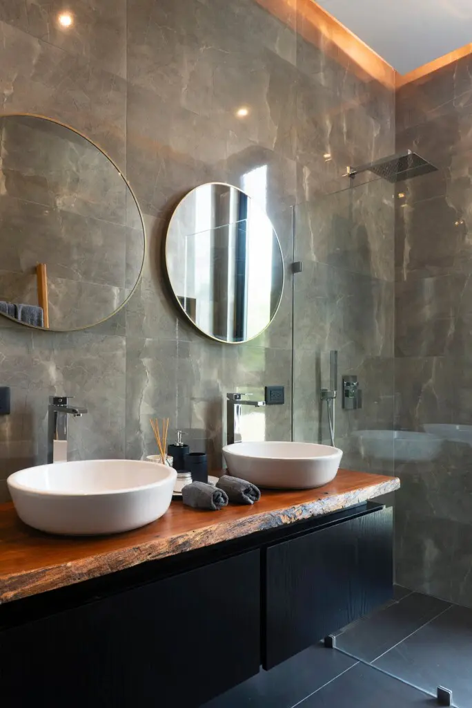 7f2edd05 c52d 481b 98ea 4c9d30e513aa