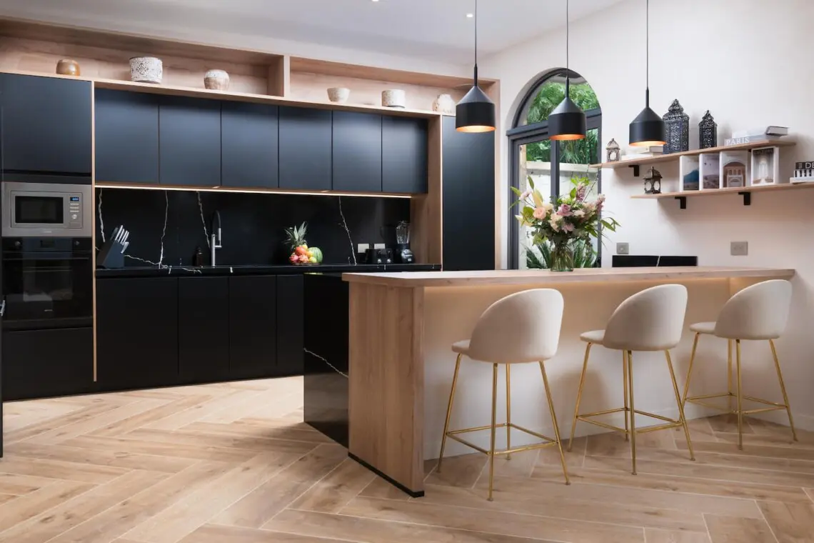 838a09c3 280d 4737 ac1d d3805abd2d22