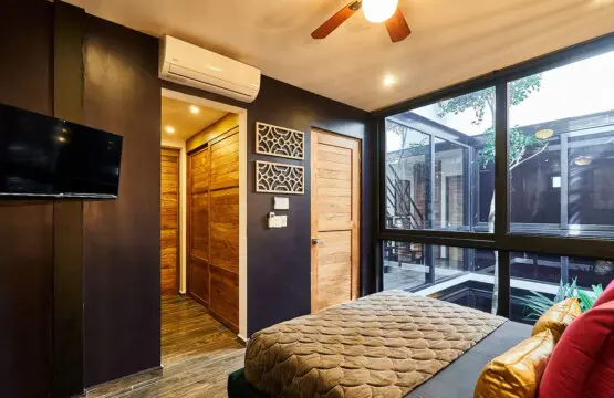 8790b0f6 d856 48da ac5f a35570a0ae8d