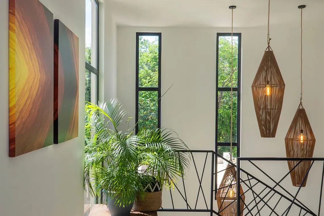 87db9edc fa34 4381 bd32 40cb19f250a5