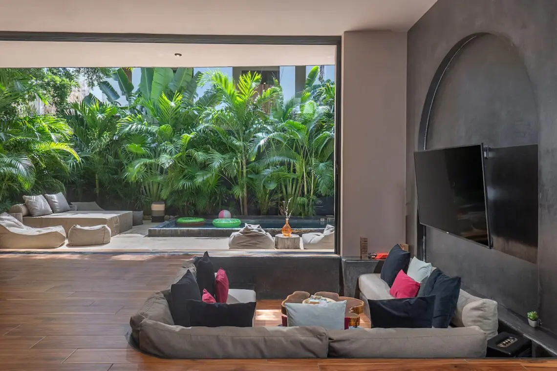 896be1bc fcdb 4ac6 8755 8a724c418cd5