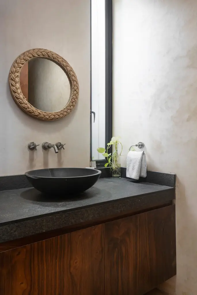 8bc76371 2e6b 4c32 8651 ad37d9b97630