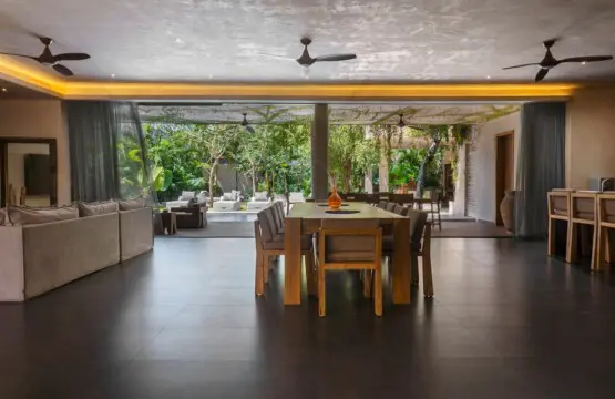 8f5ae53e e0f2 457f 9214 9986c303c49f