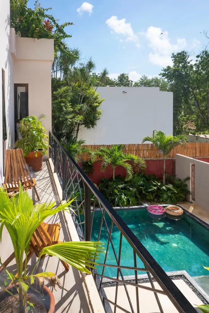 9176319b 6064 4a6c 8e3a c79dbfd2a9d1