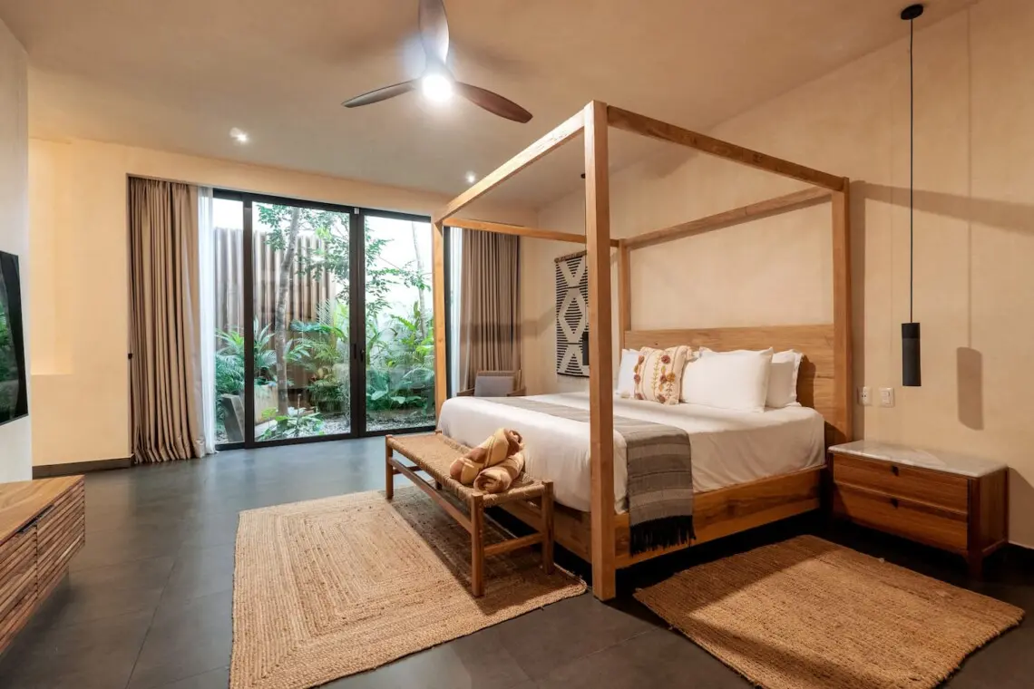 9989e6ca 67a7 442e a46b 3a168cf8c5a5