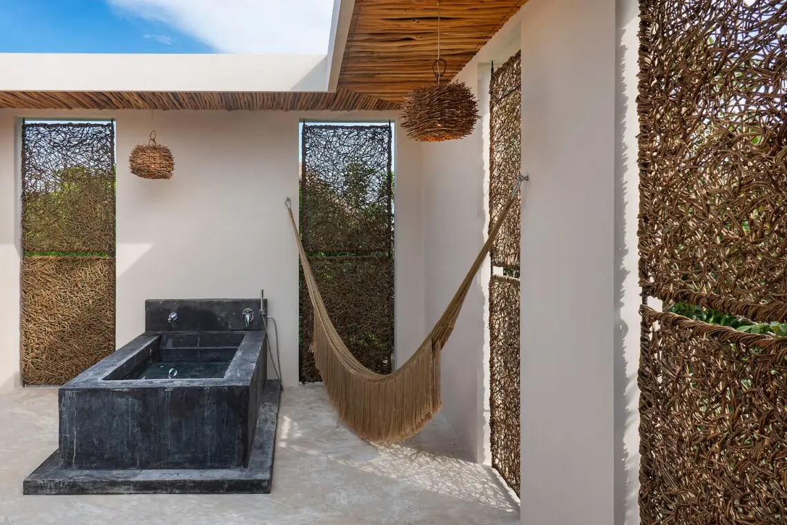 9b326846 7050 4e92 96a5 8b393547f5ff