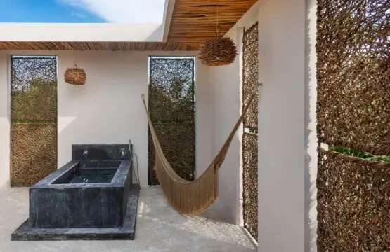 9b326846 7050 4e92 96a5 8b393547f5ff