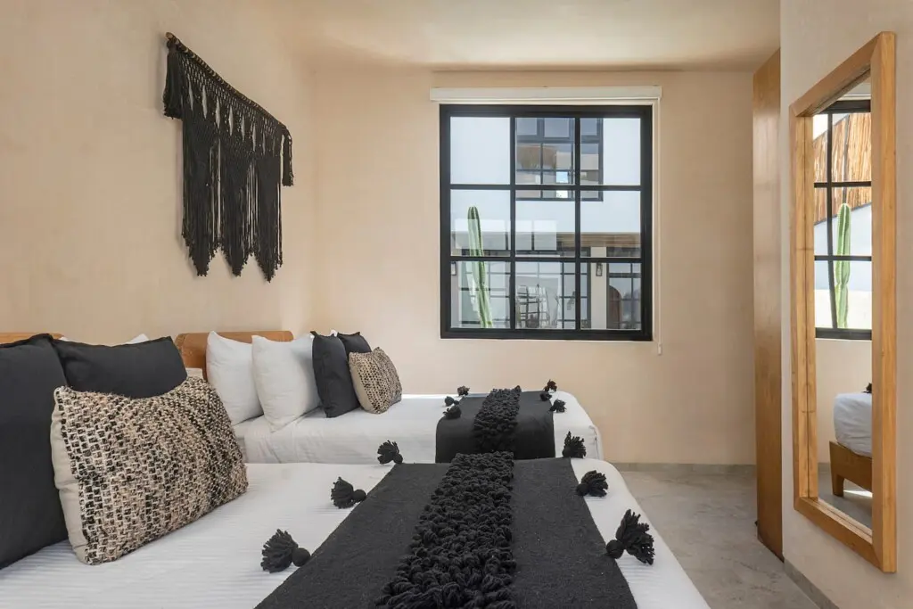 9fd9db10 fb7f 4be7 ad46 09590d1faaa2