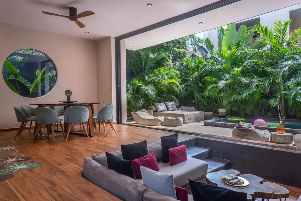 a12cd8ae d52b 4c1b a86b c95d32adc11a