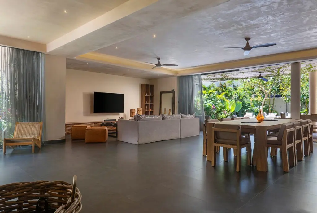 aeb8e054 e054 4908 bf45 13c505ee29e5