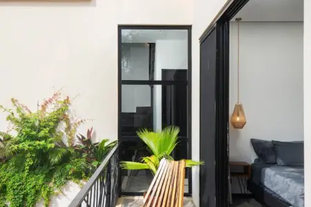 ba86ace0 70f0 40d3 b4d8 d812ad2f4456