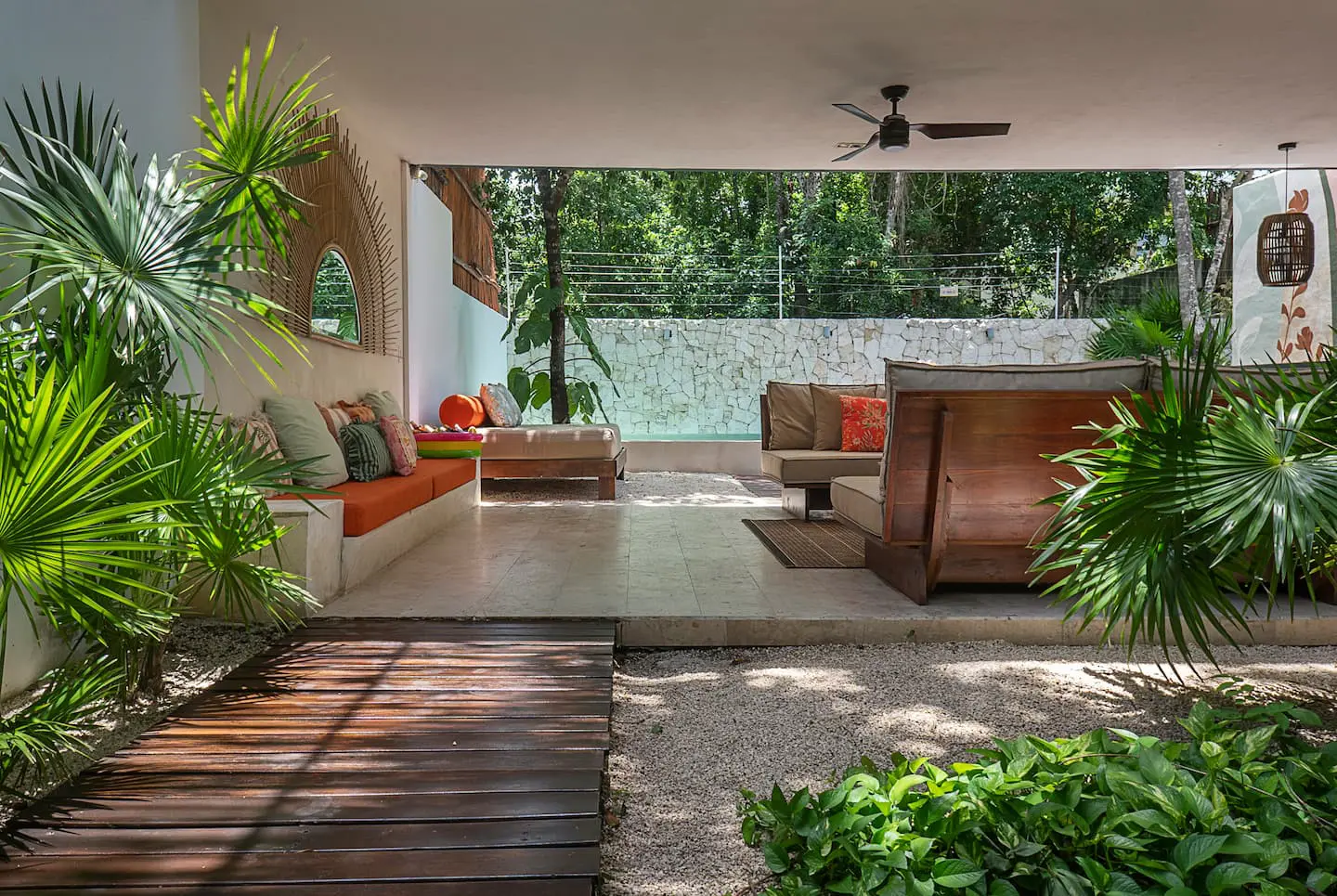 c28b4951 76c5 4219 908c be4c39a7562d