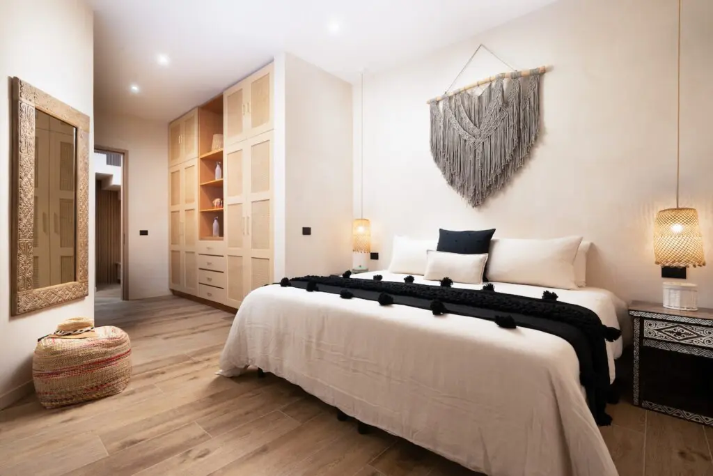 c4dc03b3 5fa5 4cd5 93c9 ab30fee3778e