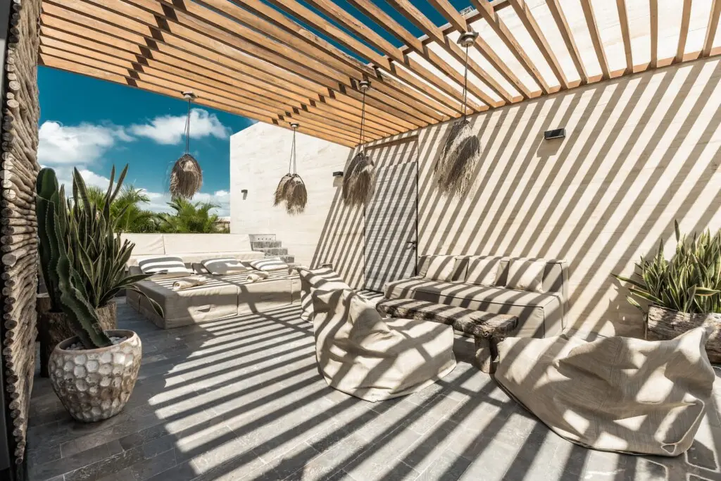 c8667067 c536 4f75 b2bc 3db7ab344278