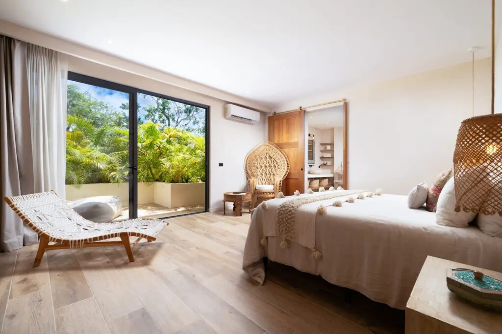 d0d22f6a 808d 49de b7bc afcc14bcf276