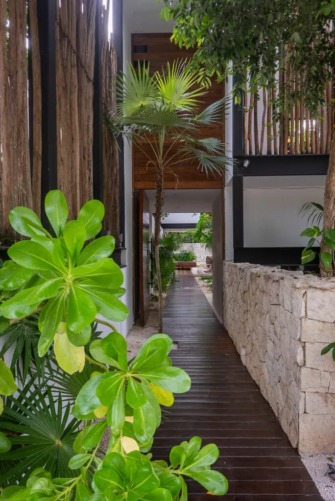 d39c56b5 3ffe 4f9a bb8b cc9fccde8f8c