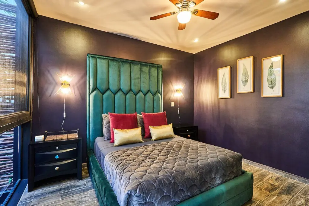 d6402033 a266 4d4d 8640 f43e80758c03