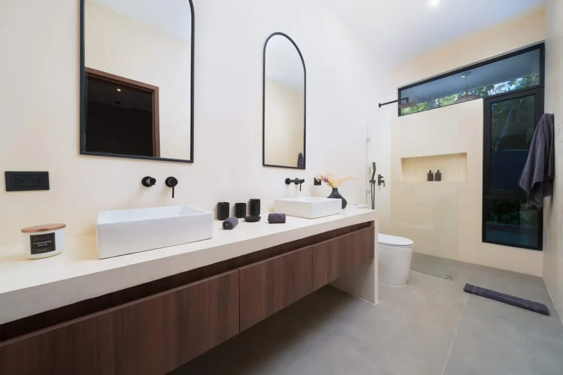 d65e723b d9c4 4077 9bf9 52011bd663af