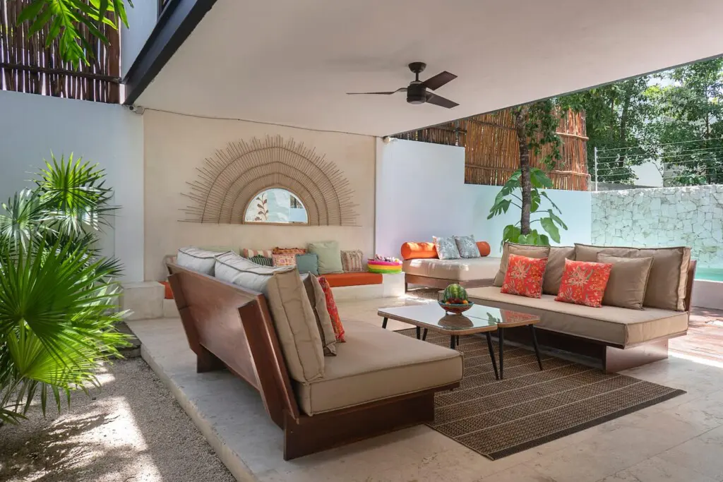 e02cf7f8 009e 42bc bbda e9c3b525be3c