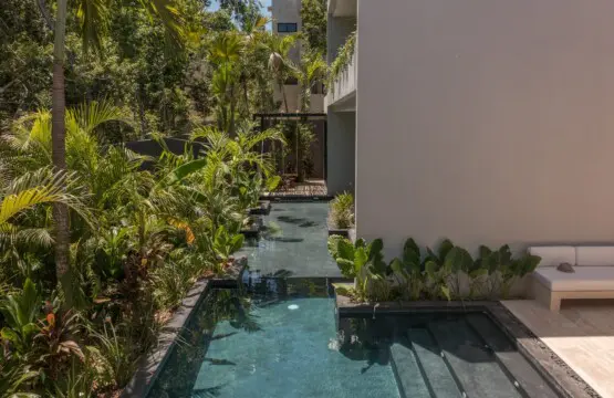 e13acc95 3758 431e bf99 b55808b92a57