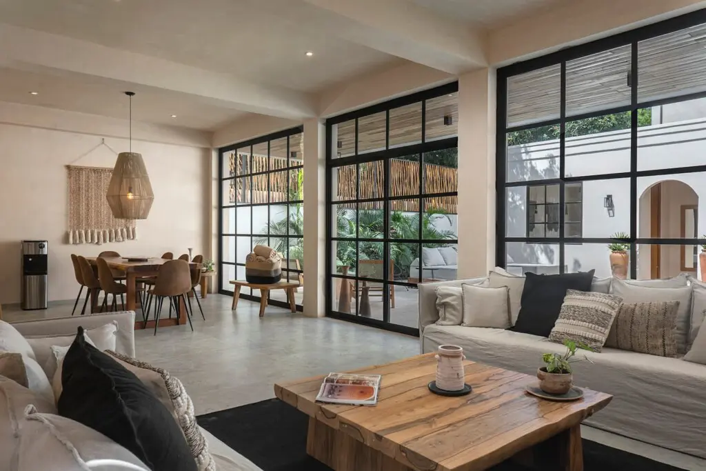 e4de71e4 18fa 4702 8eb2 507d93830cc5