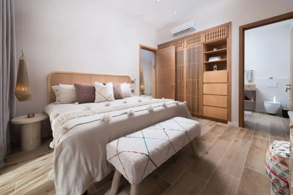 e6f70cbe 8f52 4966 92fa 25db3c732bf1