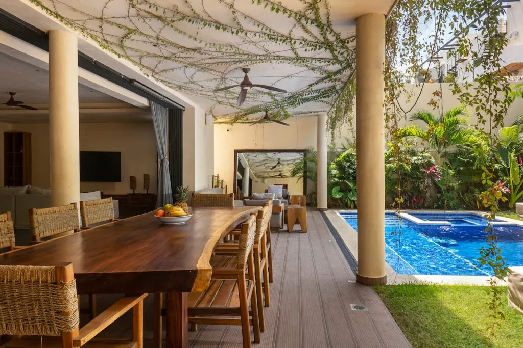 e8cb2f25 8e81 4792 b24a 6fb3f63da1c4