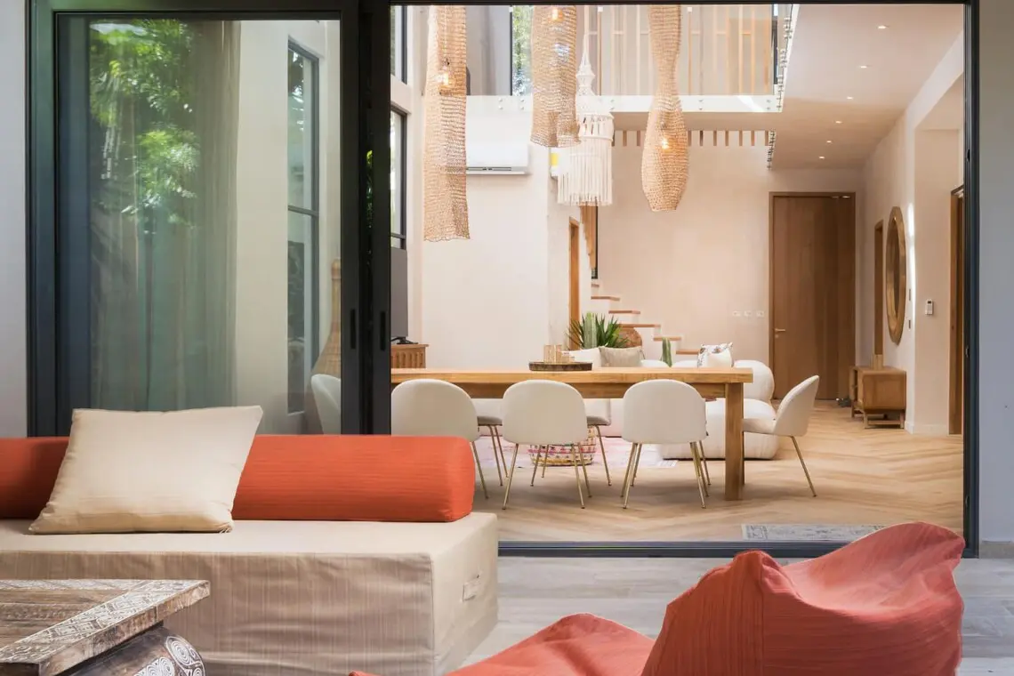 e9772d4a 4d51 4570 adf5 be05ed16dfab