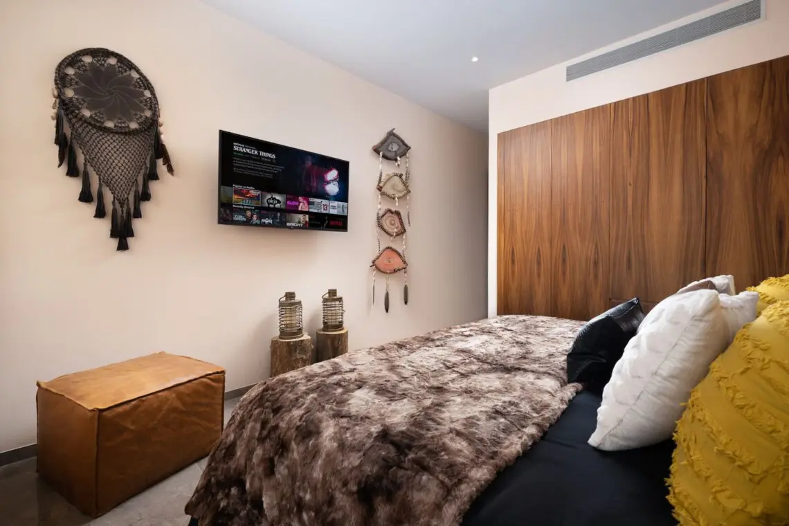 ef585dc5 e24f 478c a680 e3e004a3c182