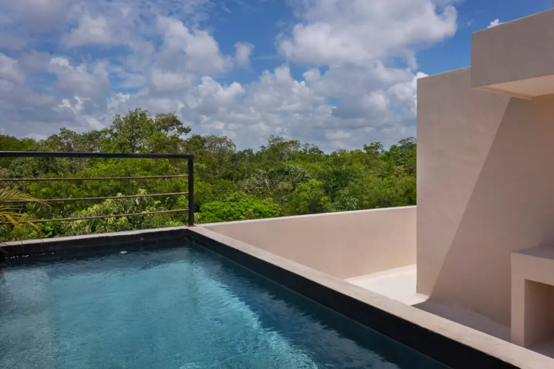 f65048b5 50d7 4ce4 ab58 e1f1f38d5579