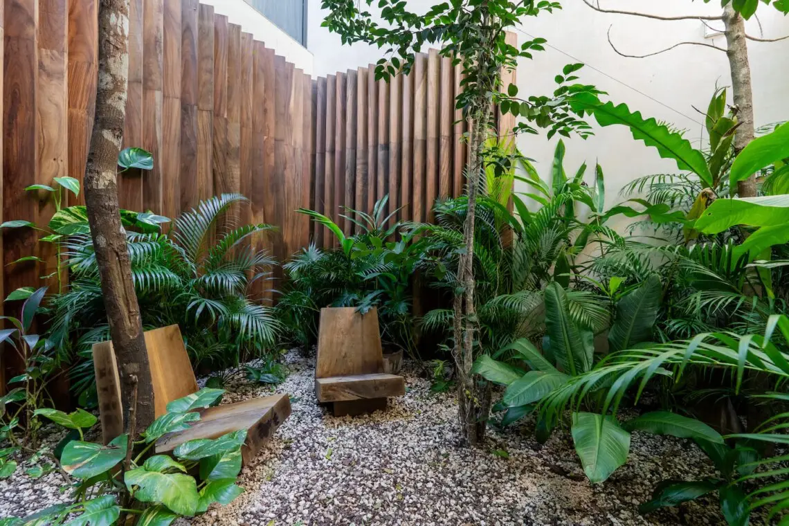 f6b51a0a 1752 4e51 a521 09eee9622c78