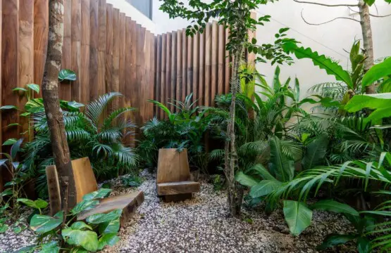 f6b51a0a 1752 4e51 a521 09eee9622c78