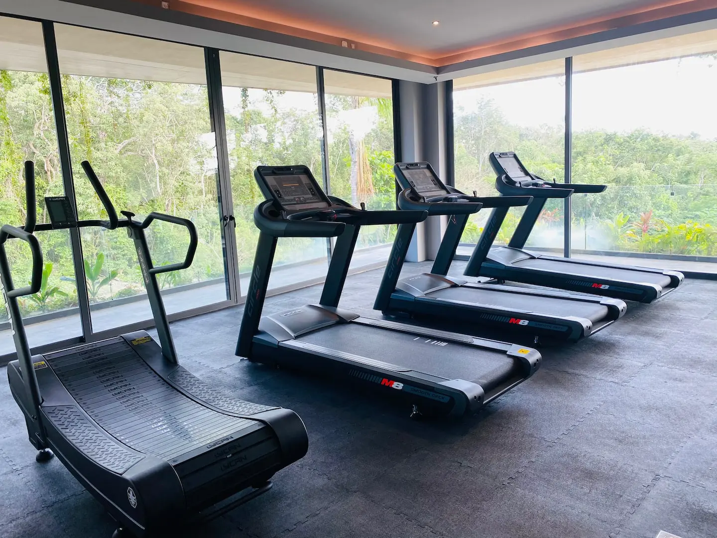 ffd39a35 f66b 4988 9ecb 7a3fcb79b81e