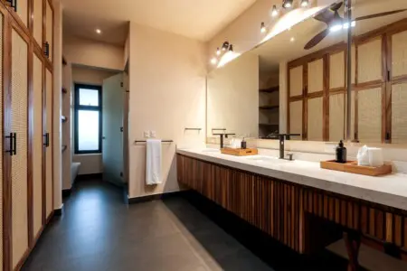 29e7b9c7 1679 4924 99f5 ec5d8f357479