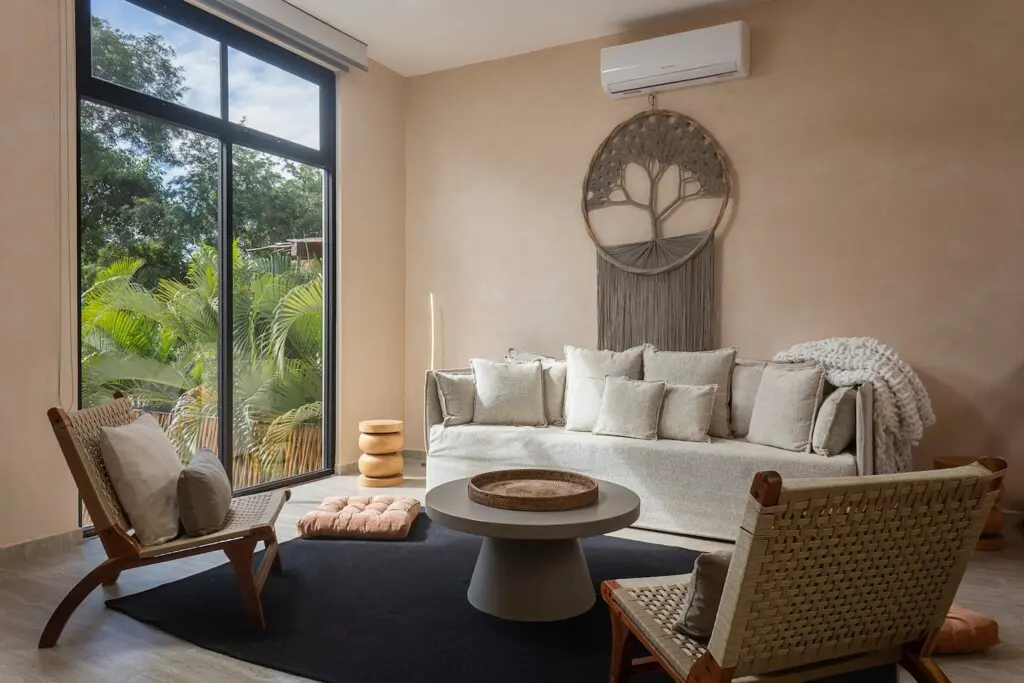 48bed202 1366 43a1 ad80 b9679f6f9274