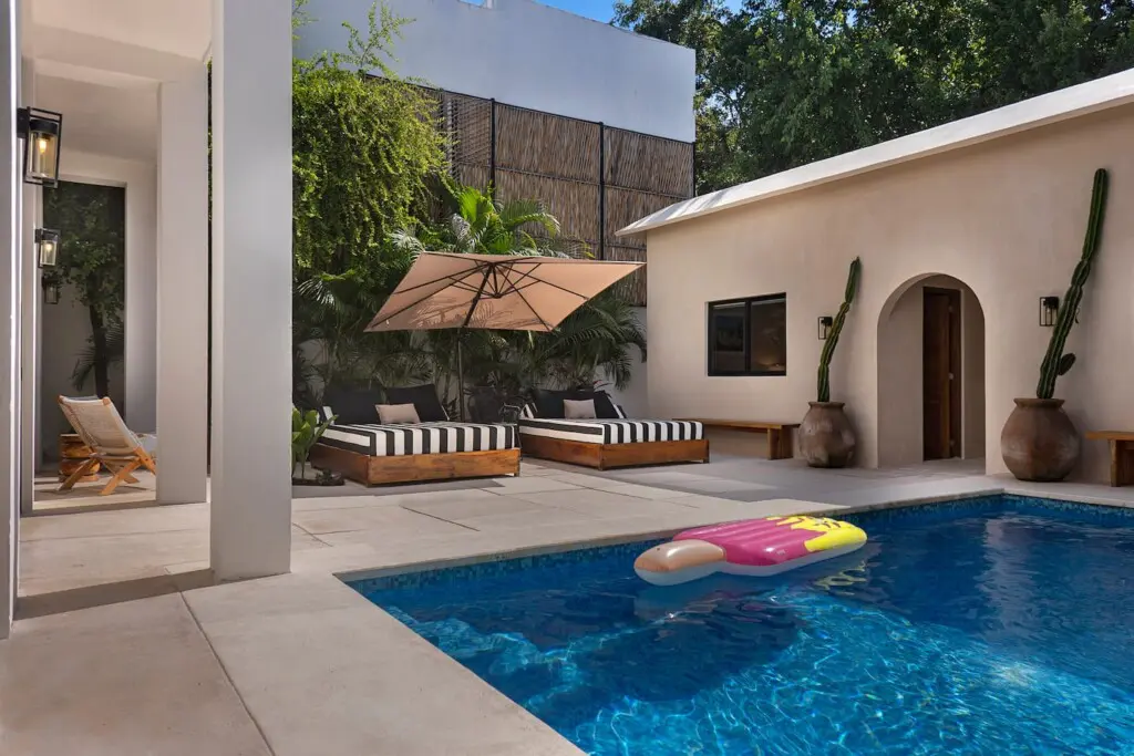 8358acd9 7103 47e6 a9ef 952d775caeb5