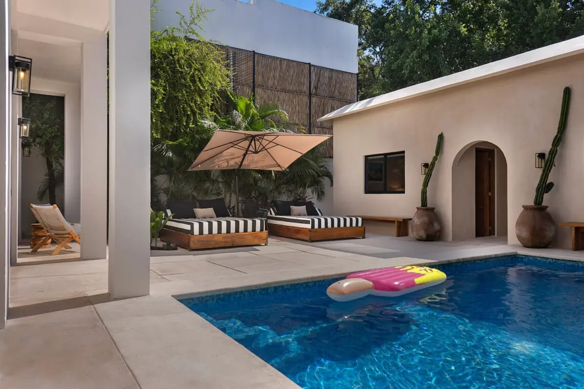 8358acd9 7103 47e6 a9ef 952d775caeb5