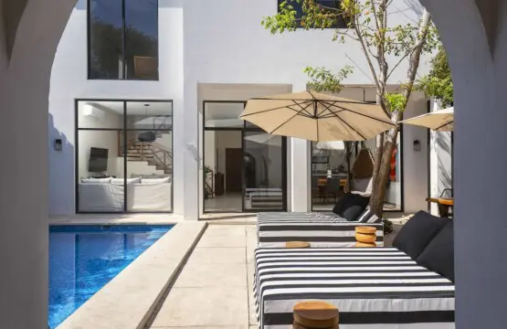 a4206a5a 800b 4381 ae7b a6392cd4ced1